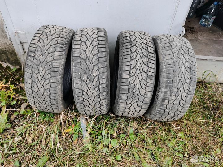Gislaved Frost 205/55 R16 70T