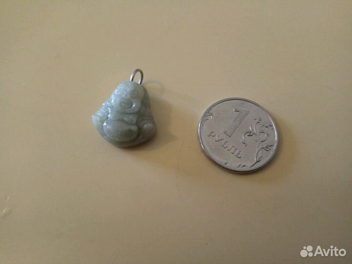 Хотей кулон, из нефрита