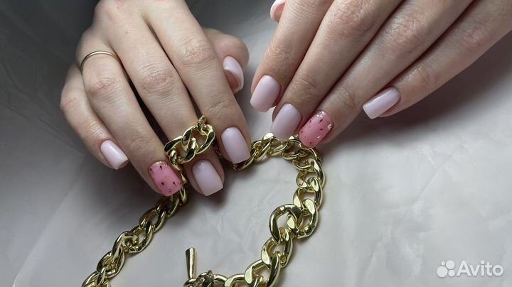 Маникюр педикюр наращивание ногтей