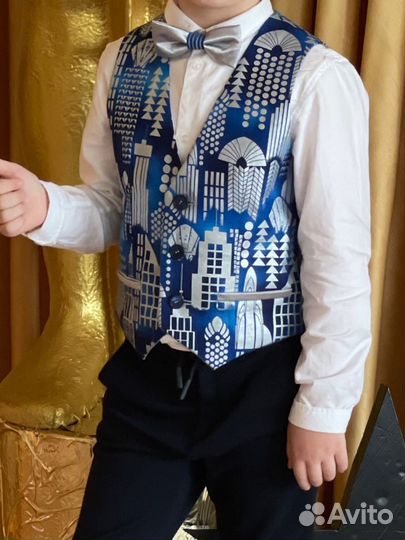 Жилет на мальчика 134
