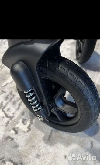 Продам детскую коляску