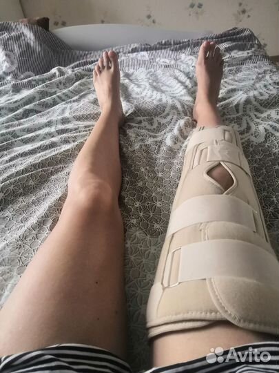 Ортез тутор на коленный сустав