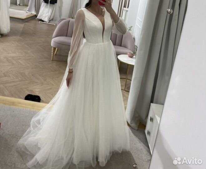 Свадебное платье