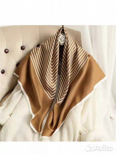 Шелковый шарф