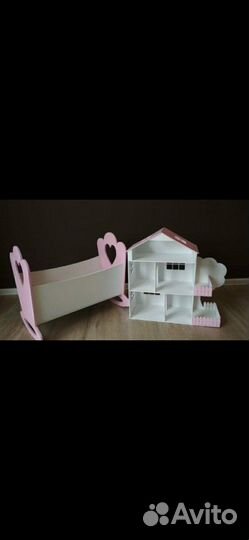 Домик кукольный