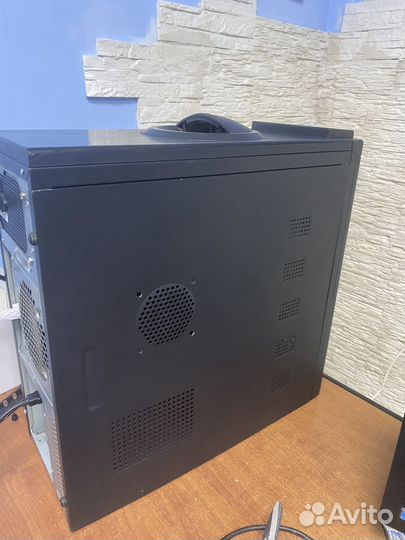 GTX 970 / 8gb / Core i3 3220