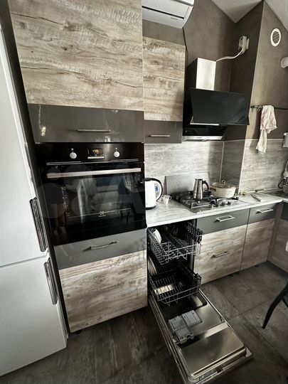 2-к. квартира, 49 м², 4/4 эт.