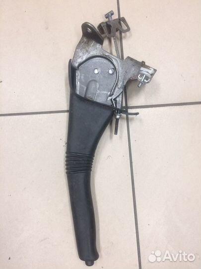 Рычаг ручного тормоза renault logan 2