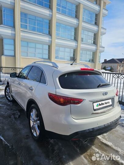 Infiniti QX70 3.7 AT, 2014, 167 000 км