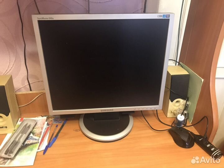 Монитор Samsung