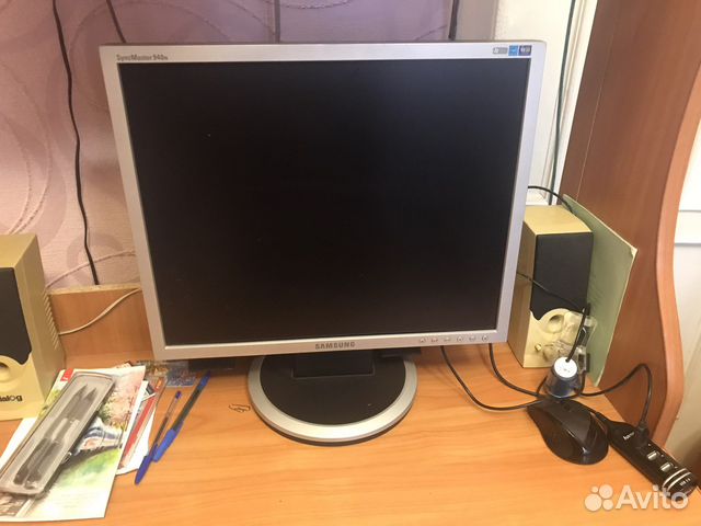 Монитор Samsung