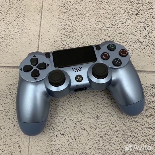 Джойстик ps4 Dualshok 4
