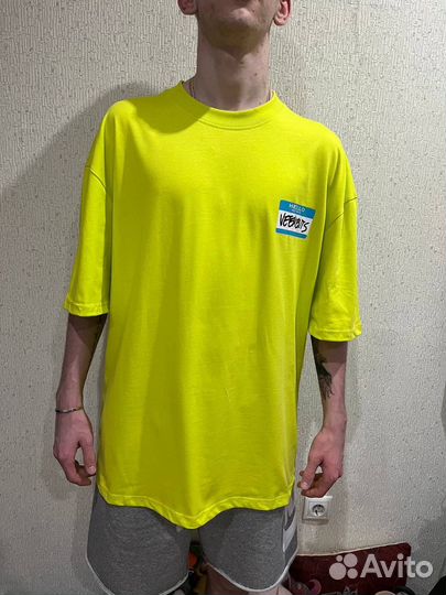 Футболка vetements hello оверсайз (новинка сезона)