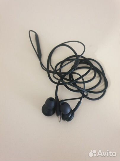 Наушники AKG от Samsung S20