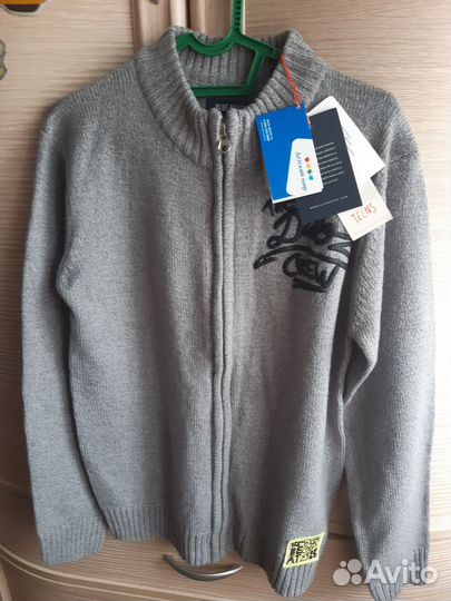 Джемпер новый