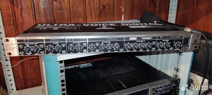 Микрофонный Голосовой процессор Beringer VX-2496