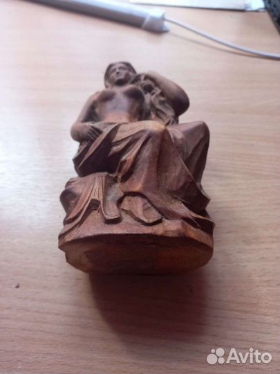 Фигурка натуральное дерево