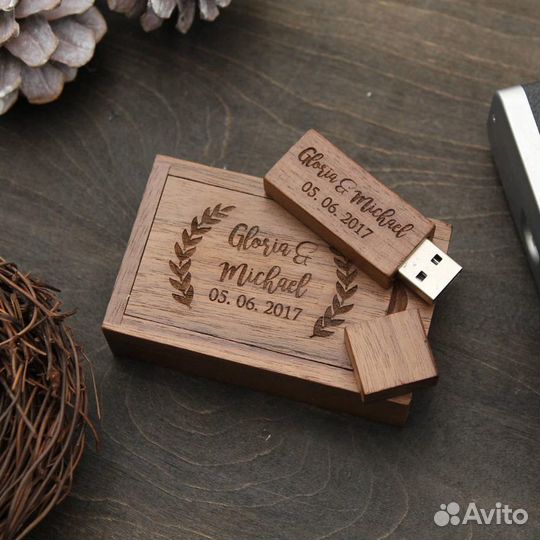 Флешки 3.0 в деревянном футляре