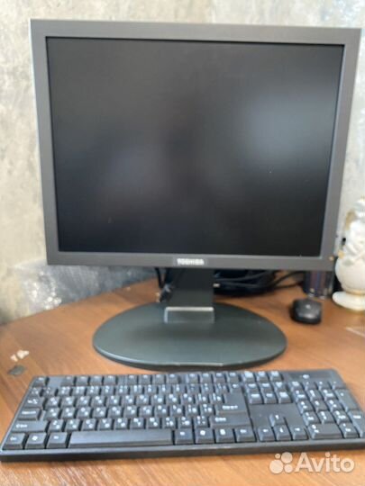 ЖК монитор для компьютера, Toshiba cdl2013a-1A