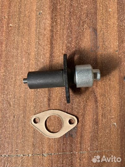 Натяжитель цепи 2101