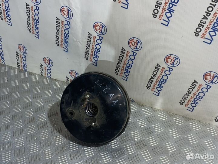 Усилитель тормозов вакуумный Renault Logan