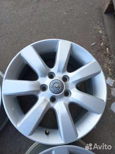 Диски R15 5x105 Oпель б/у Silver