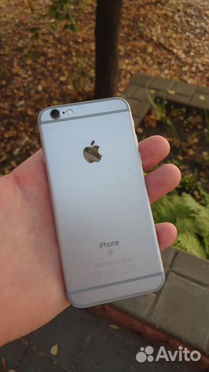 iPhone 6S, 32 ГБ