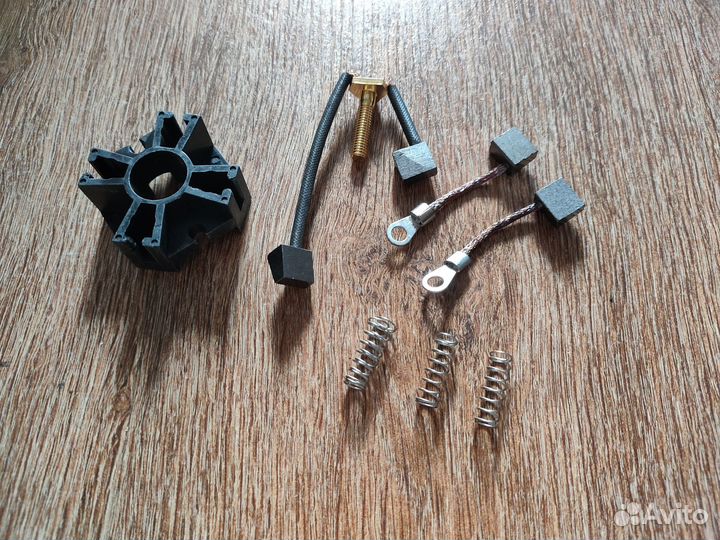 Щеточный узел Yamaha 40X Hidea HDX Sail