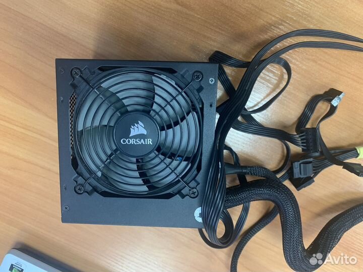 Блок питания corsair TX-750 gold 80 plus