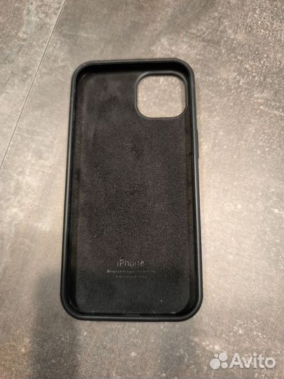 Чехол для iPhone 13