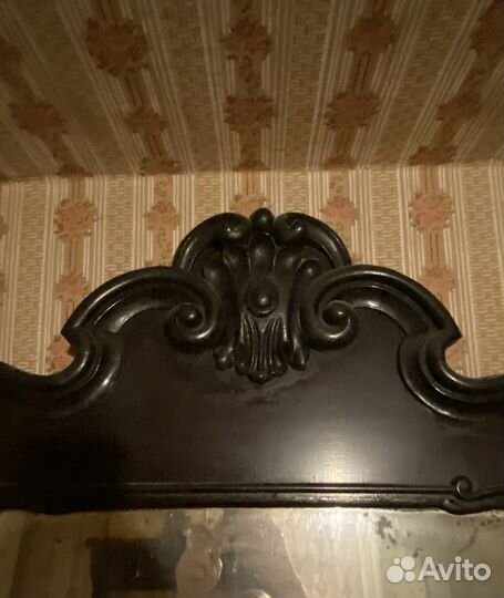 Зеркало настенное старинное