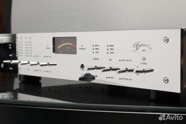 Burmester 100 Phono Preamp фонокорректор