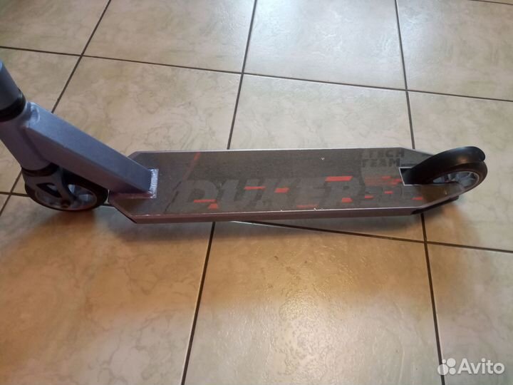 Трюковой самокат