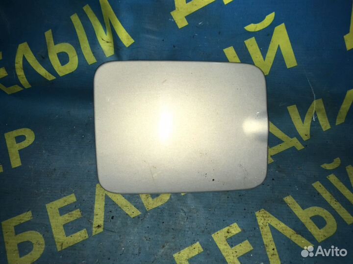 Лючок бензобака Volvo S80