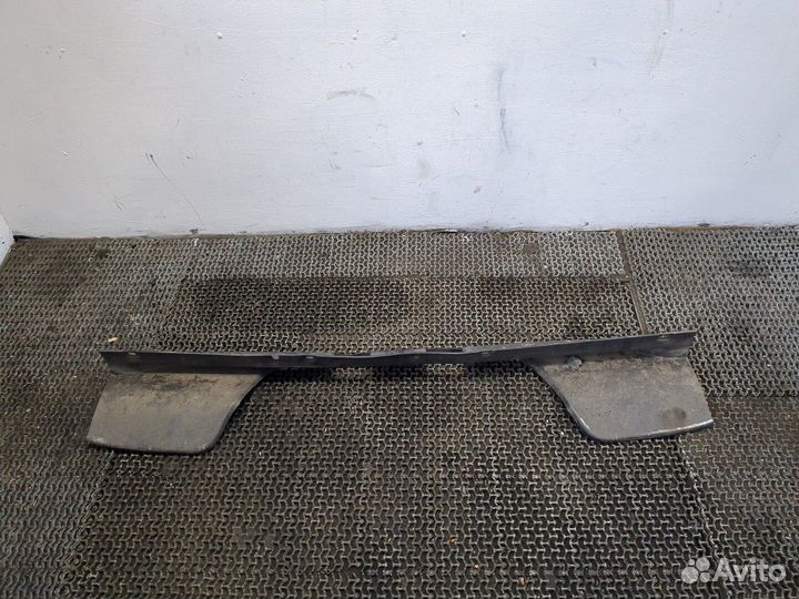 Молдинг бампера Volkswagen Amarok, 2010