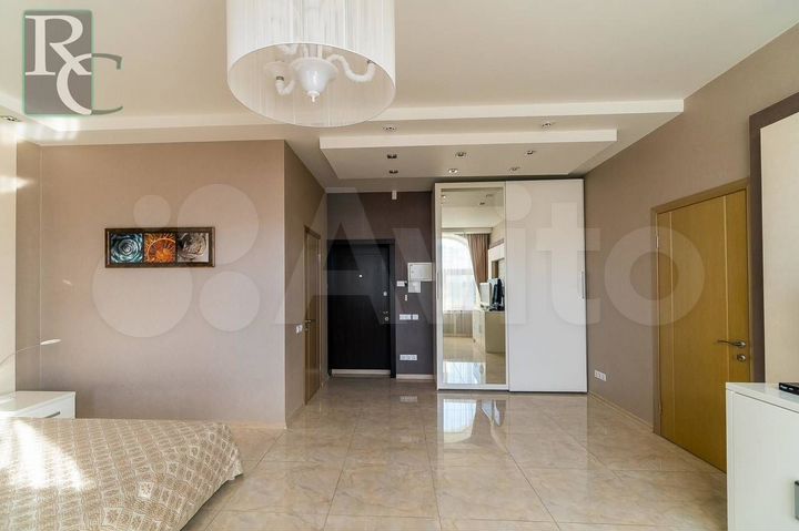 5-к. апартаменты, 250 м², 3/4 эт.