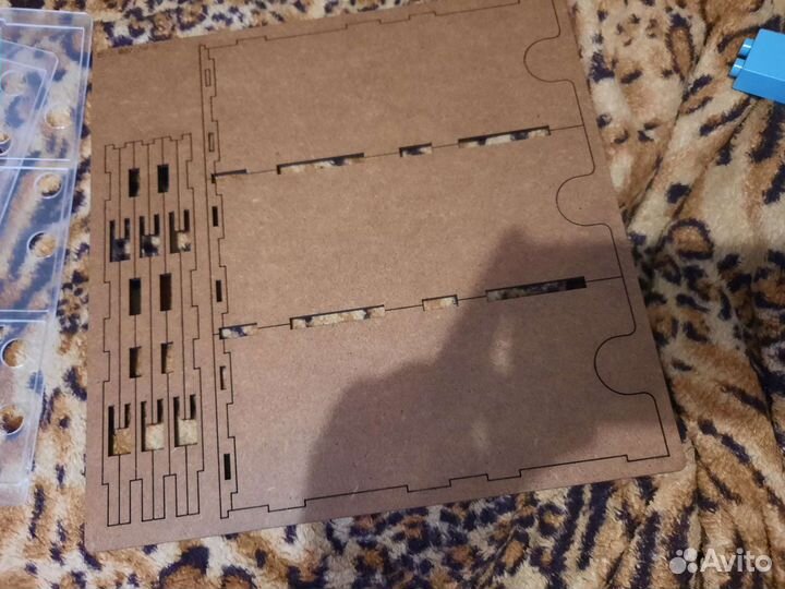 Продам комплект планшетов для настолки Робинзон кр