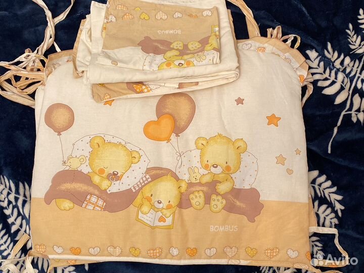 Комплект в детскую кроватку бортики