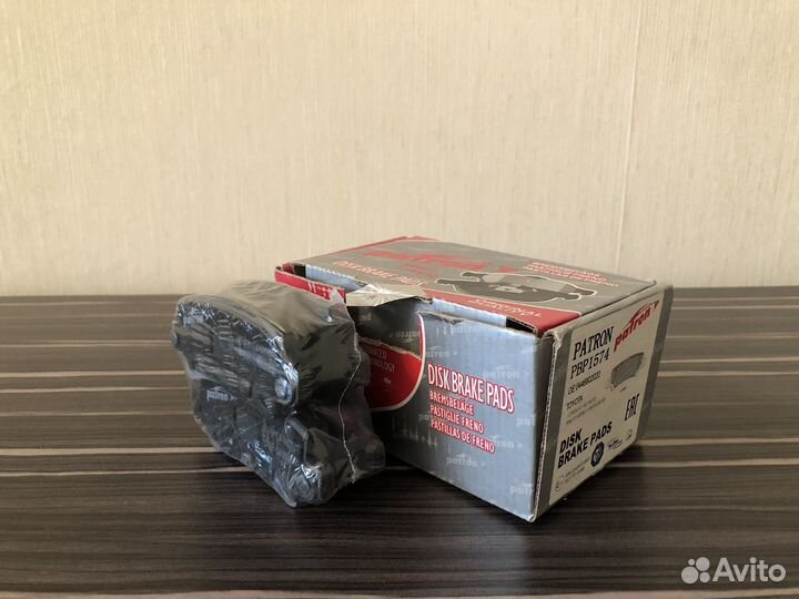 Тормозные колодки задние Toyota Corolla