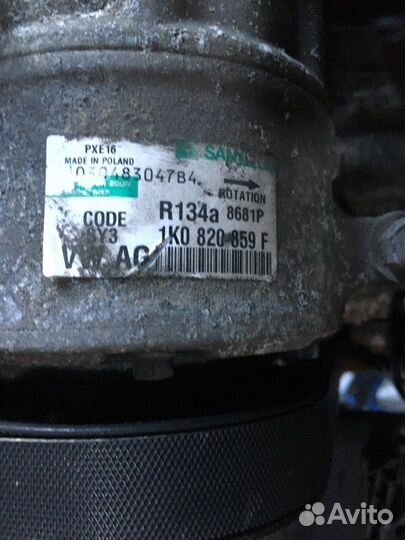 Двигатель Блок двигателя Skoda Octavia (A5 1Z)