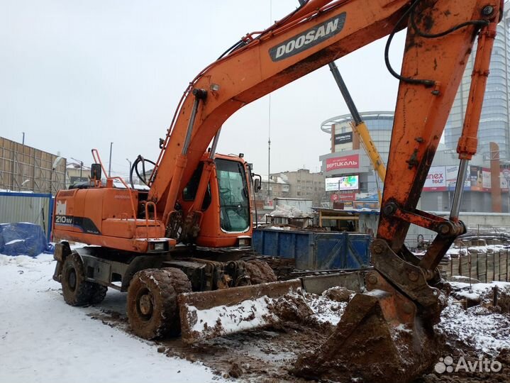 Колёсный экскаватор DOOSAN Daewoo SOLAR 210W-V, 2012