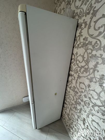 Холодильник samsung