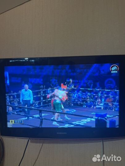 Телевизор samsung