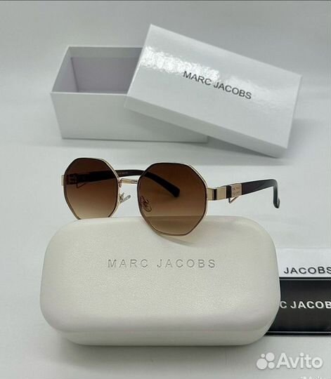 Солнцезащитные очки Marc Jacobs