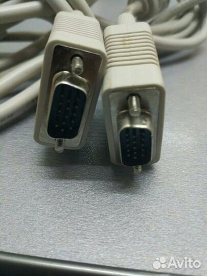 VGA Кабель