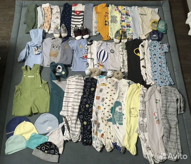 Продам 2 больших пакета детских вещей на мальчика