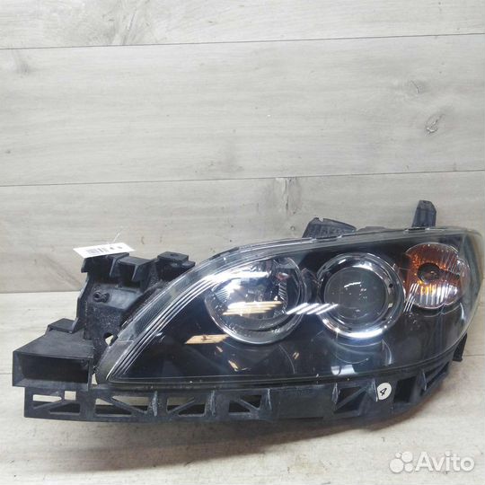 Фара левая Mazda 3 BK седан
