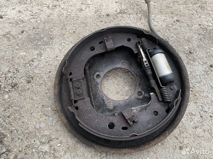 Механизм тормозной задний левый Ford Focus 2