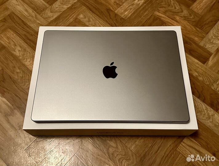 MacBook Pro M1 Max 16