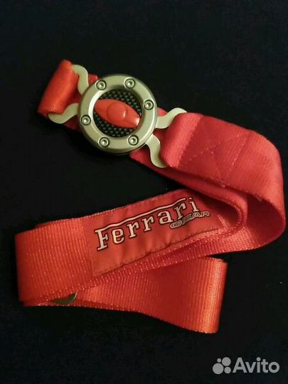 Ferrari зажигалка и брелок, пепельница